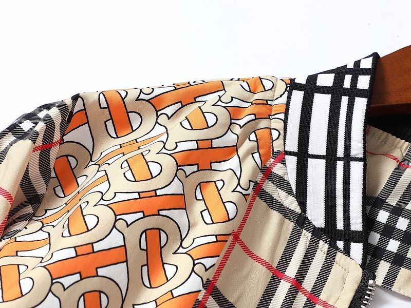 【Burberry】（バーバリー）ジャケット