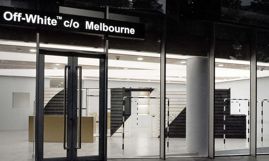 【Off-White】男女兼用 ご好評に付き再入荷！！